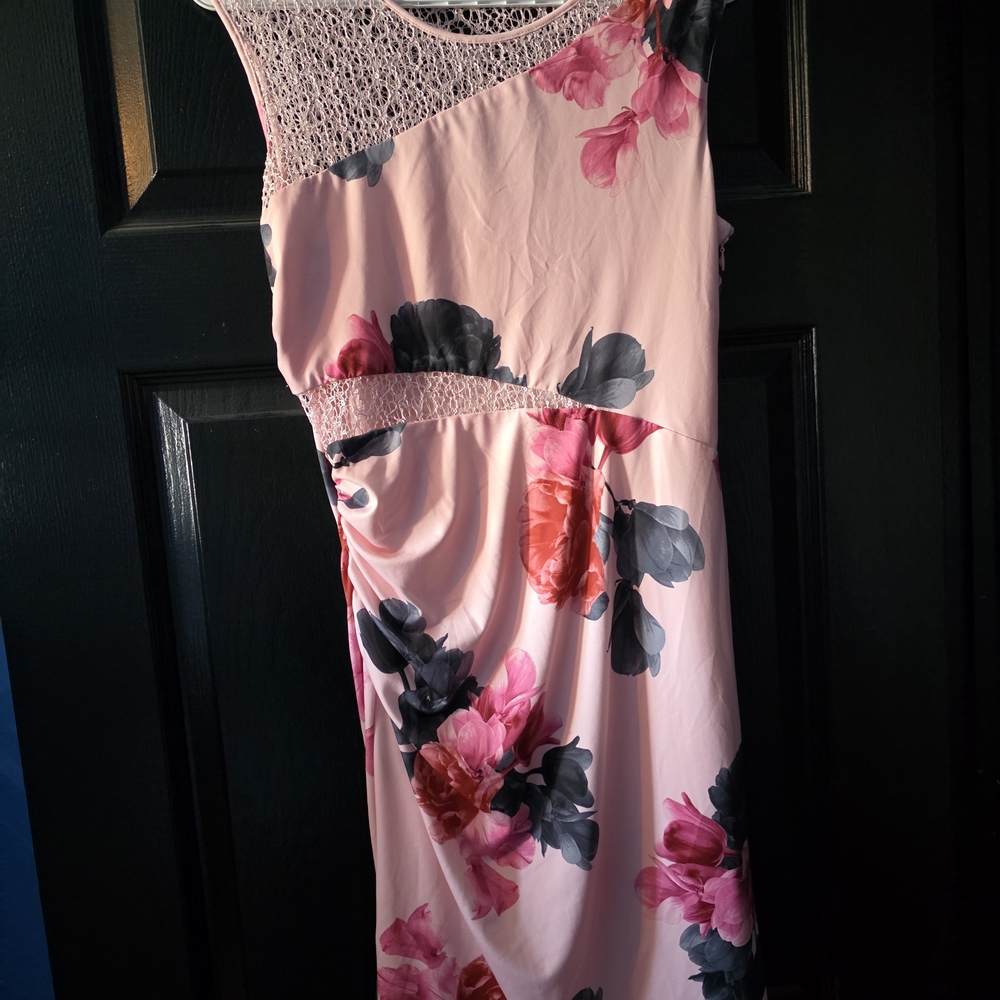 Le Chateau Pink Floral Chemise with Lace Detail